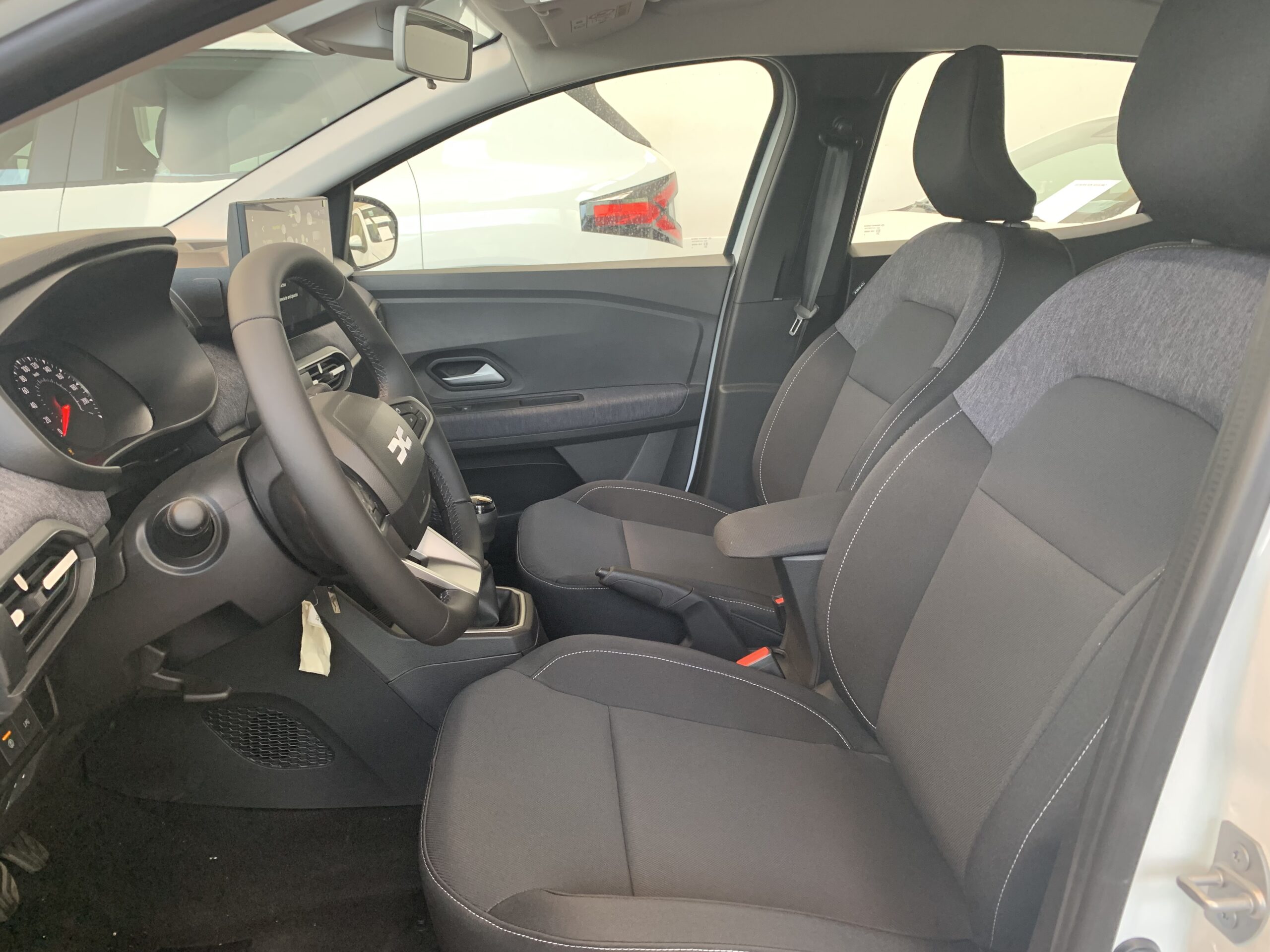 DACIA SANDERO EXPRESSION ECO-G 120CV + CAMARA DE VISION TRASERA
