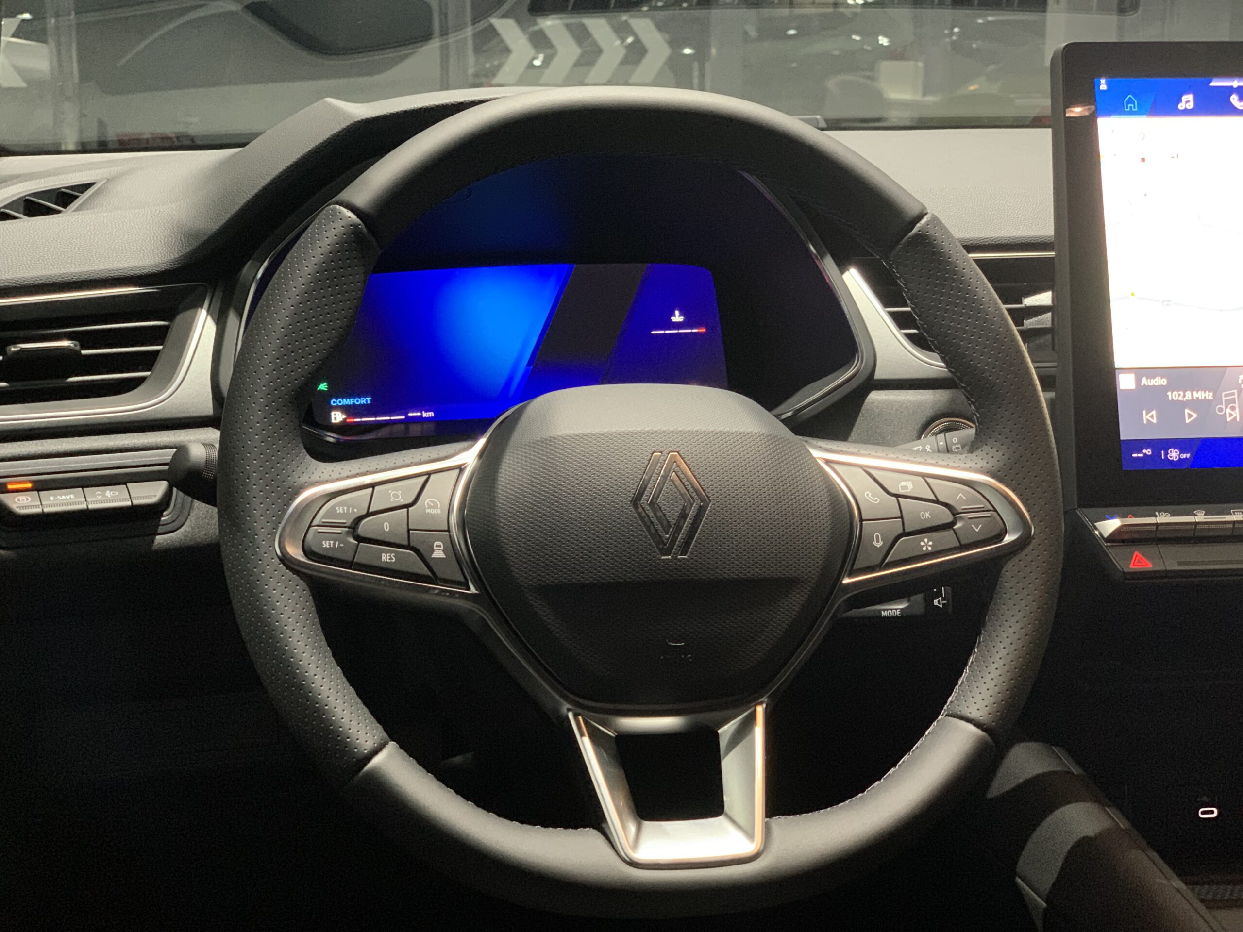 RENAULT SYMBIOZ TECHNO E-TECH FULL HYBRID 160CV