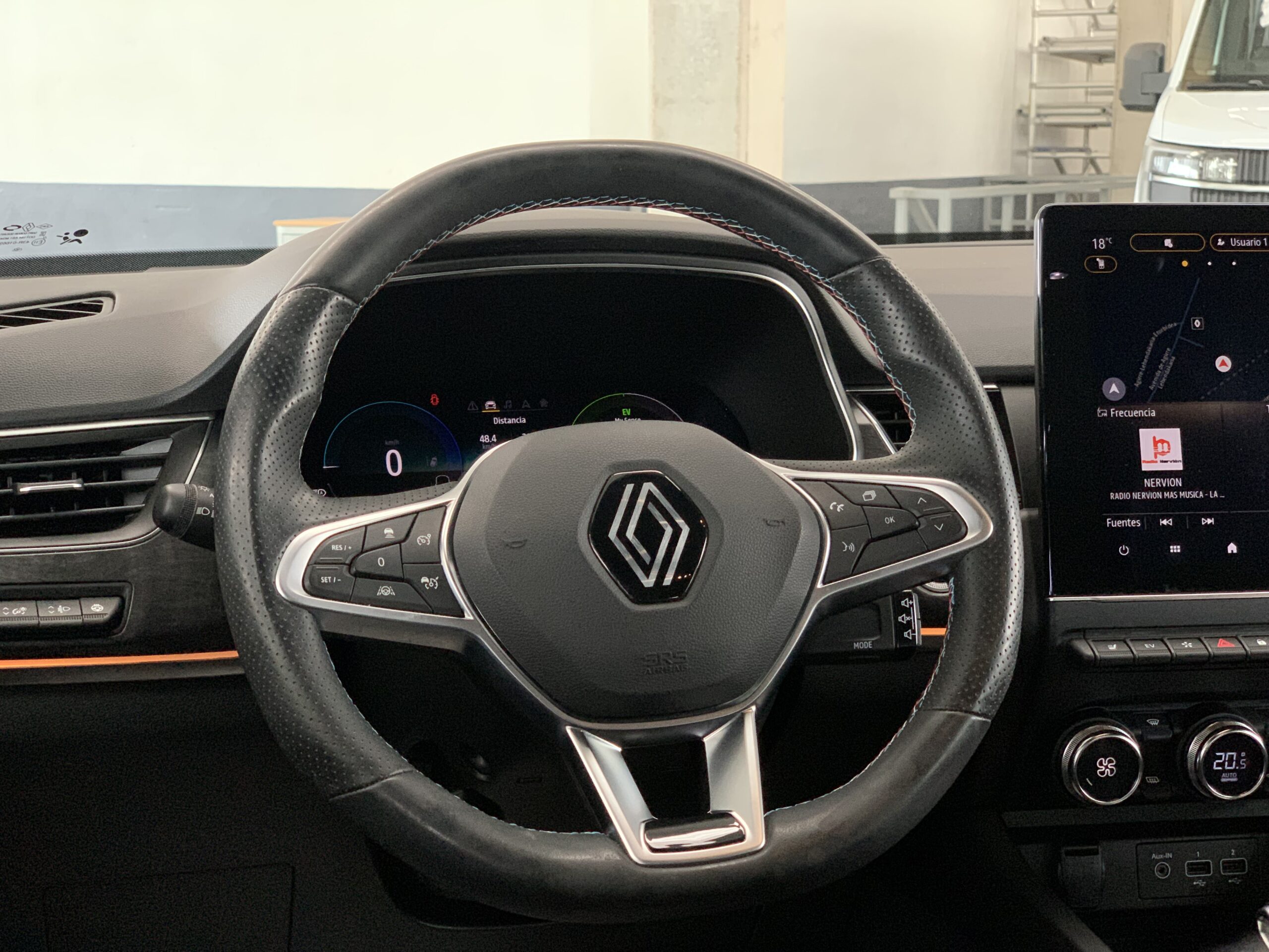RENAULT ARKANA ESPIRIT ALPINE FULL HYBRID 145CV + TECHO NEGRO + PACK PARKING PLUS