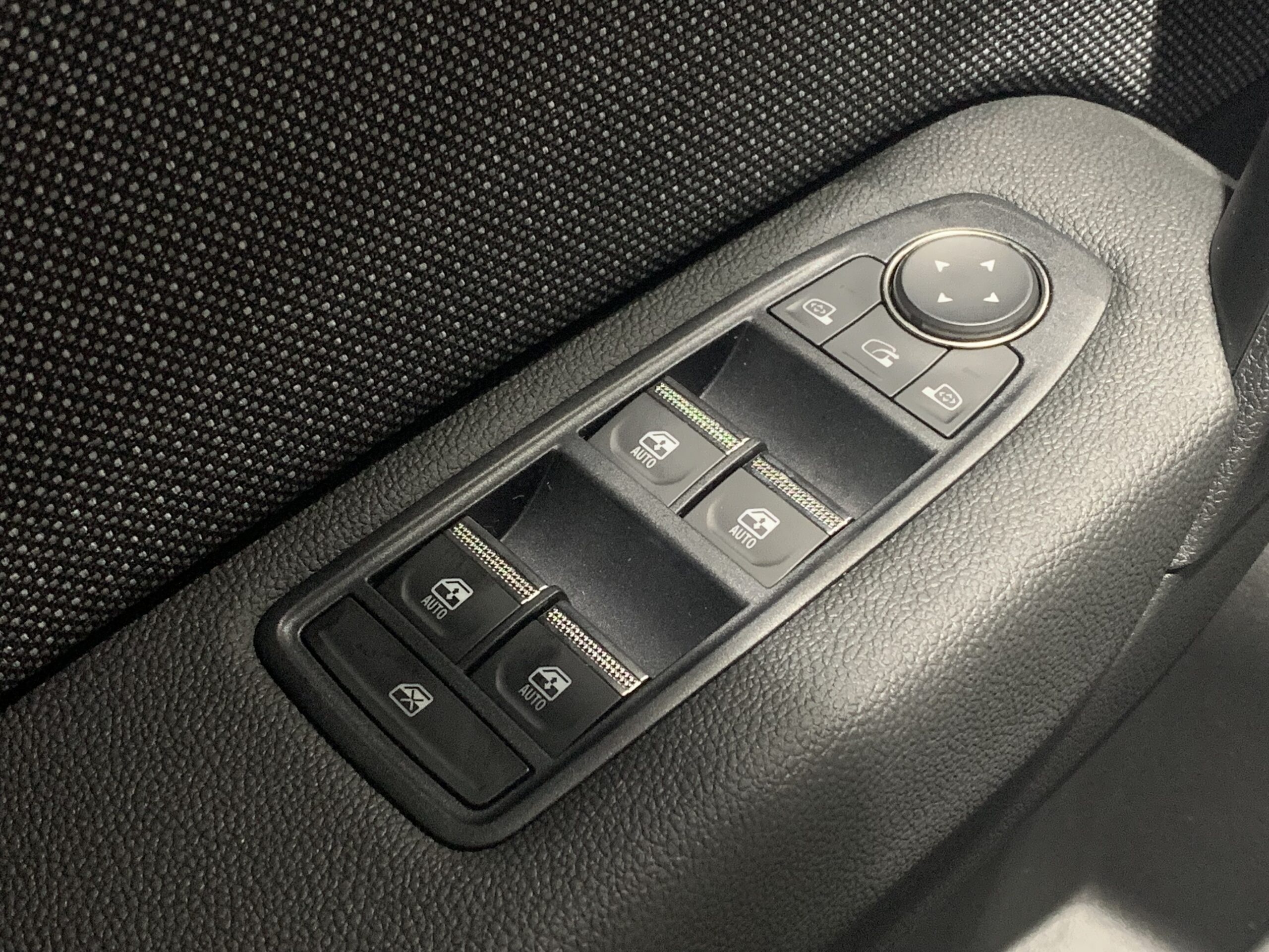 RENAULT SYMBIOZ TECHNO E-TECH FULL HYBRID 160CV
