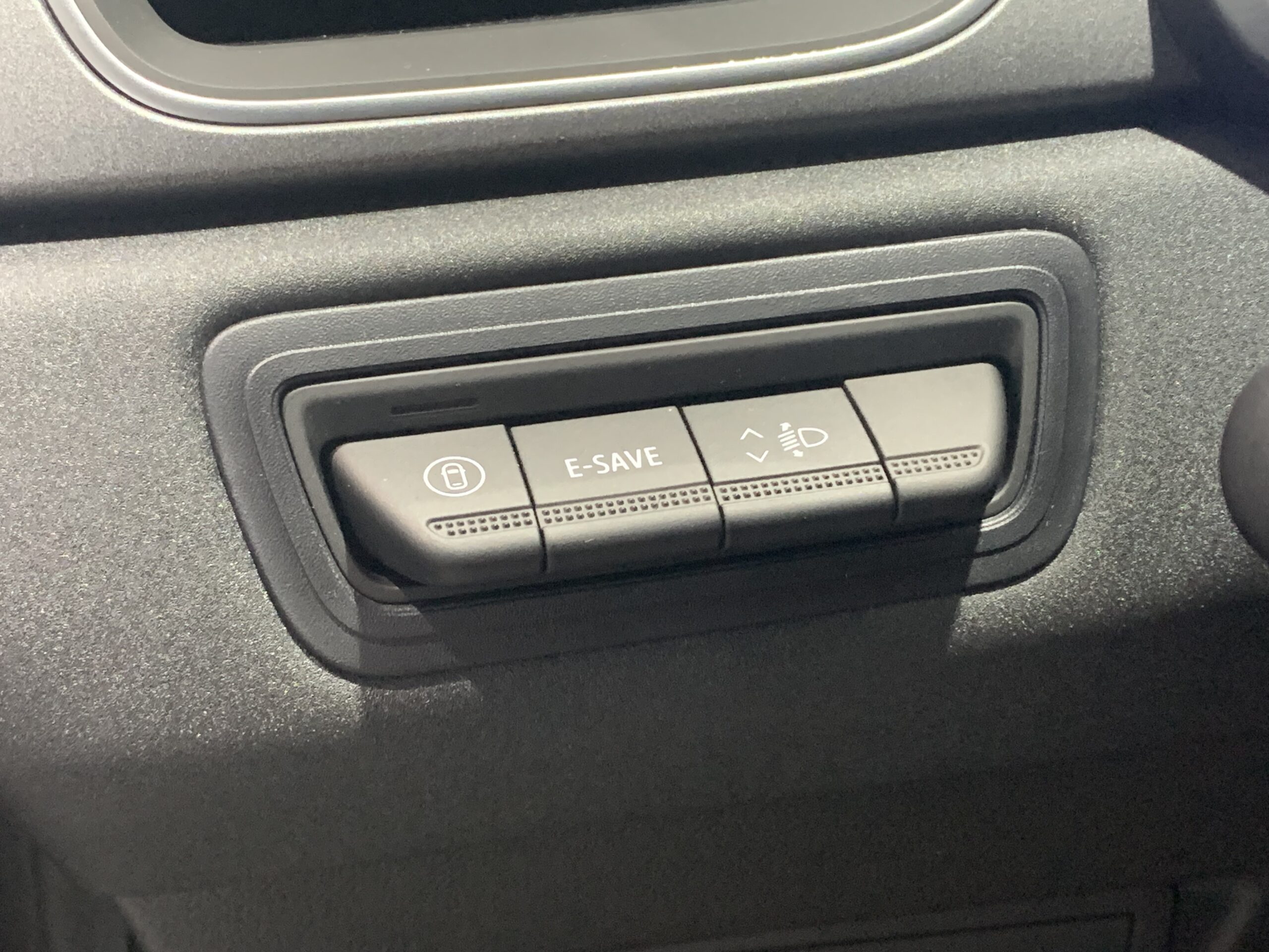 RENAULT SYMBIOZ TECHNO E-TECH FULL HYBRID 160CV