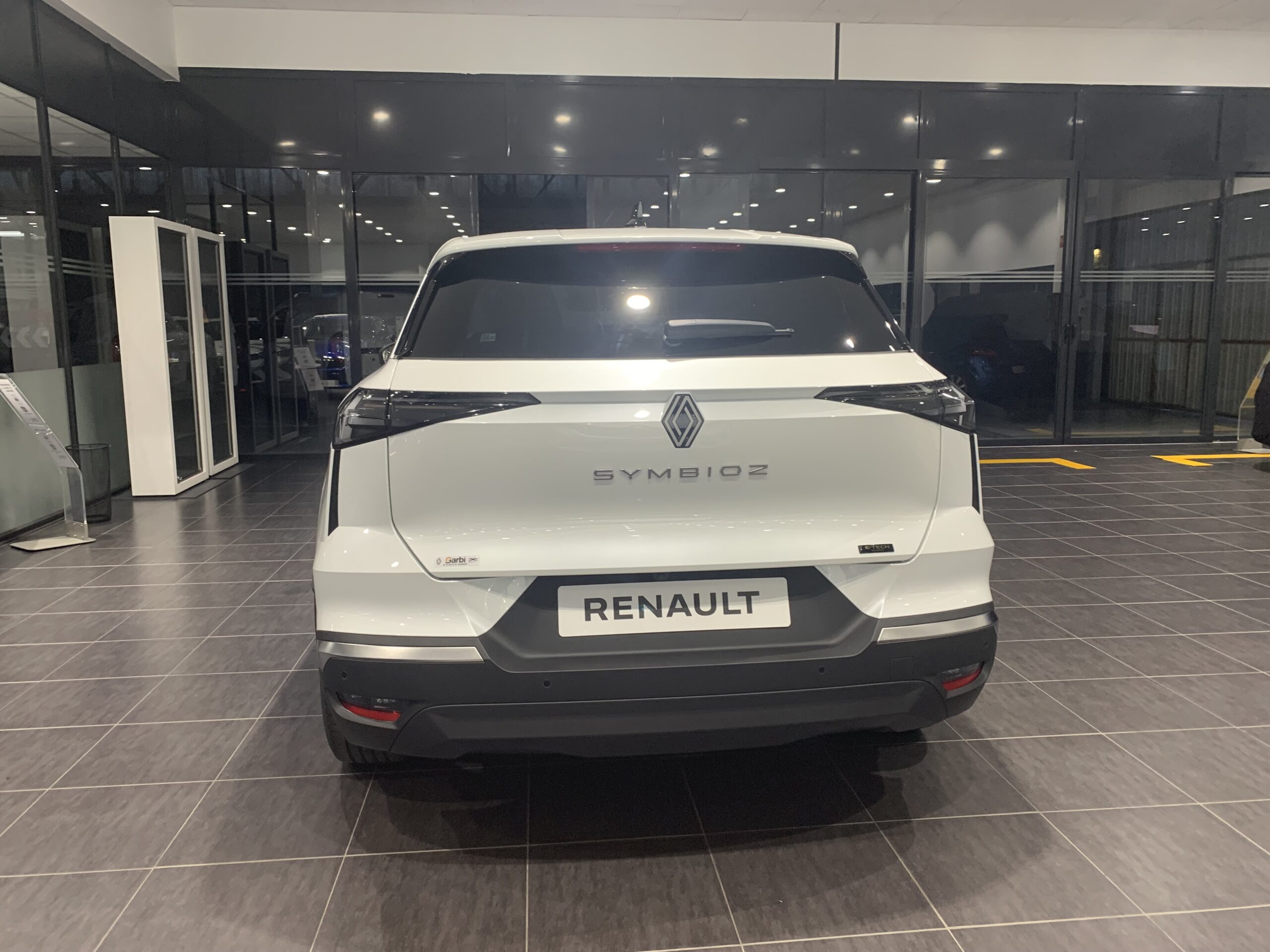 RENAULT SYMBIOZ TECHNO E-TECH FULL HYBRID 160CV
