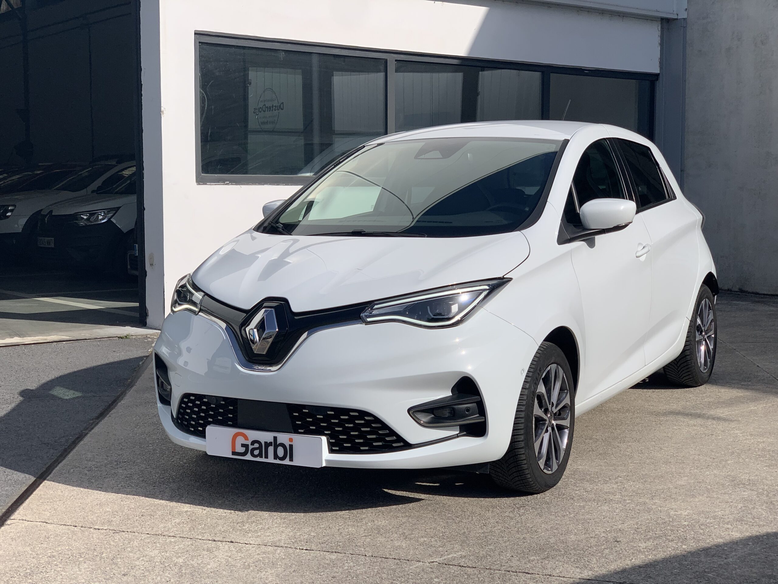 RENAULT ZOE ZEN 50KWH R135 + CARGA RAPIDA