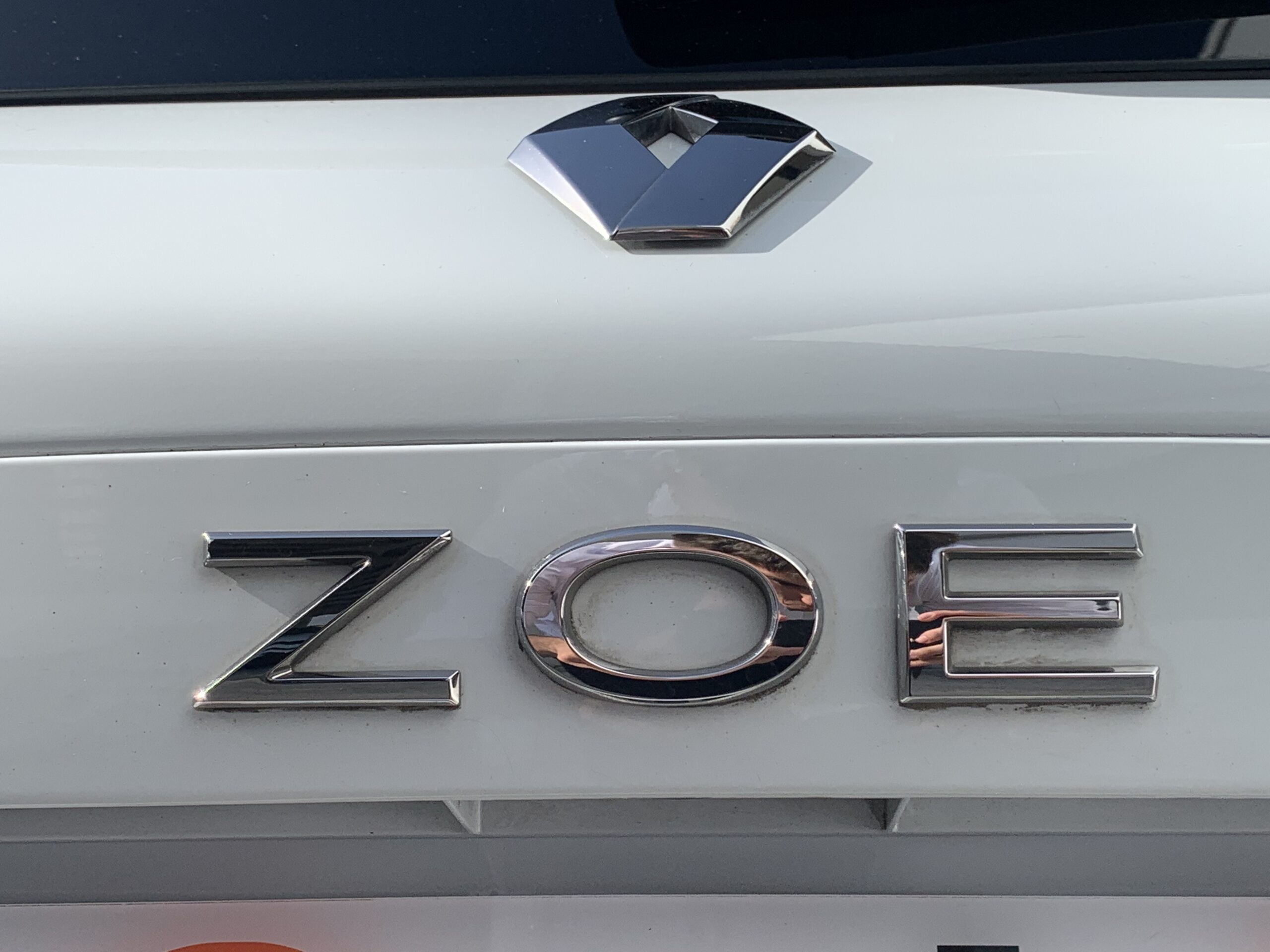 RENAULT ZOE ZEN 50KWH R135 + CARGA RAPIDA