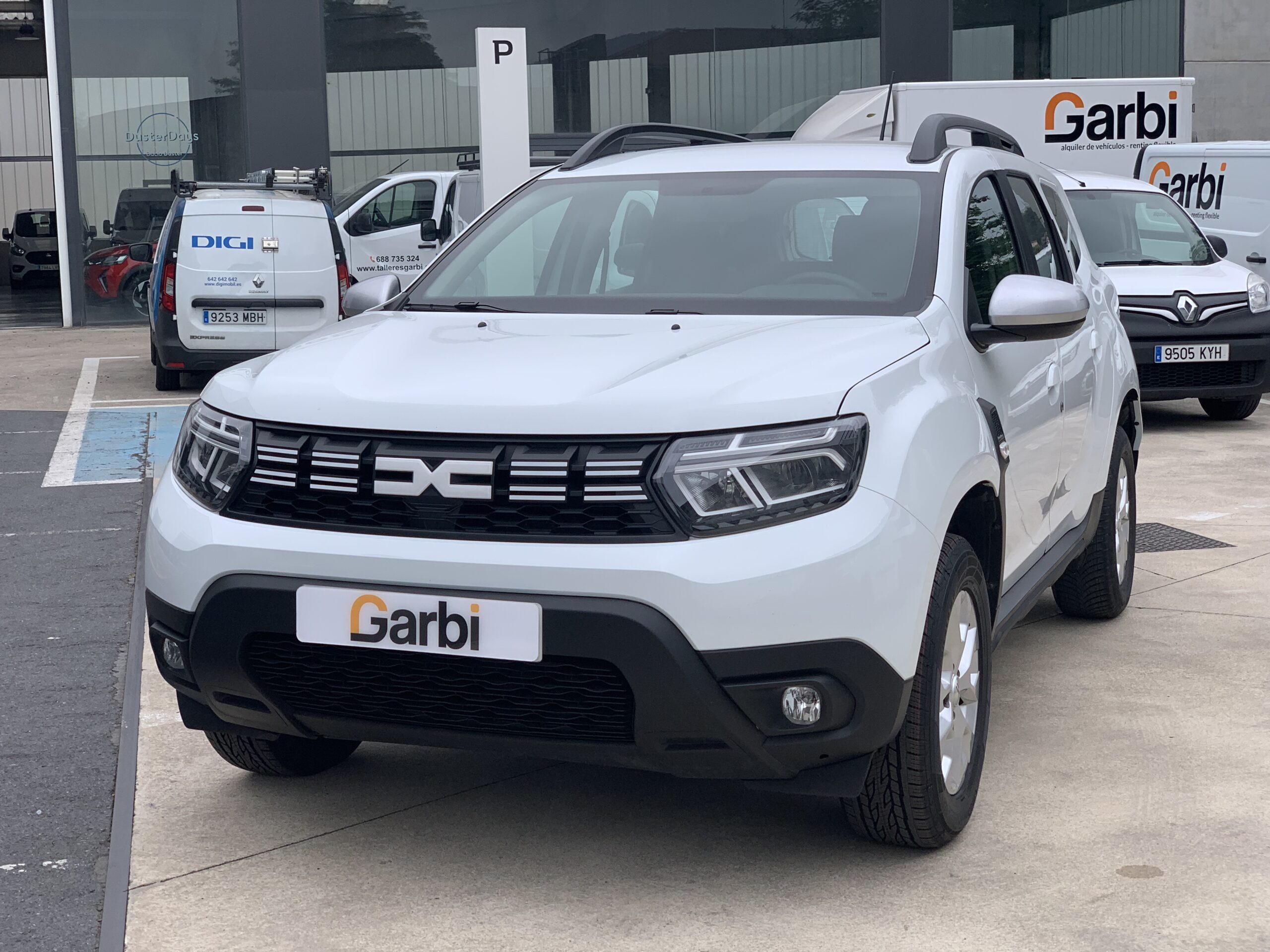 DACIA DUSTER EXPRESSION BLUE DCI 115CV 4X4 + RUEDA DE REPUESTO