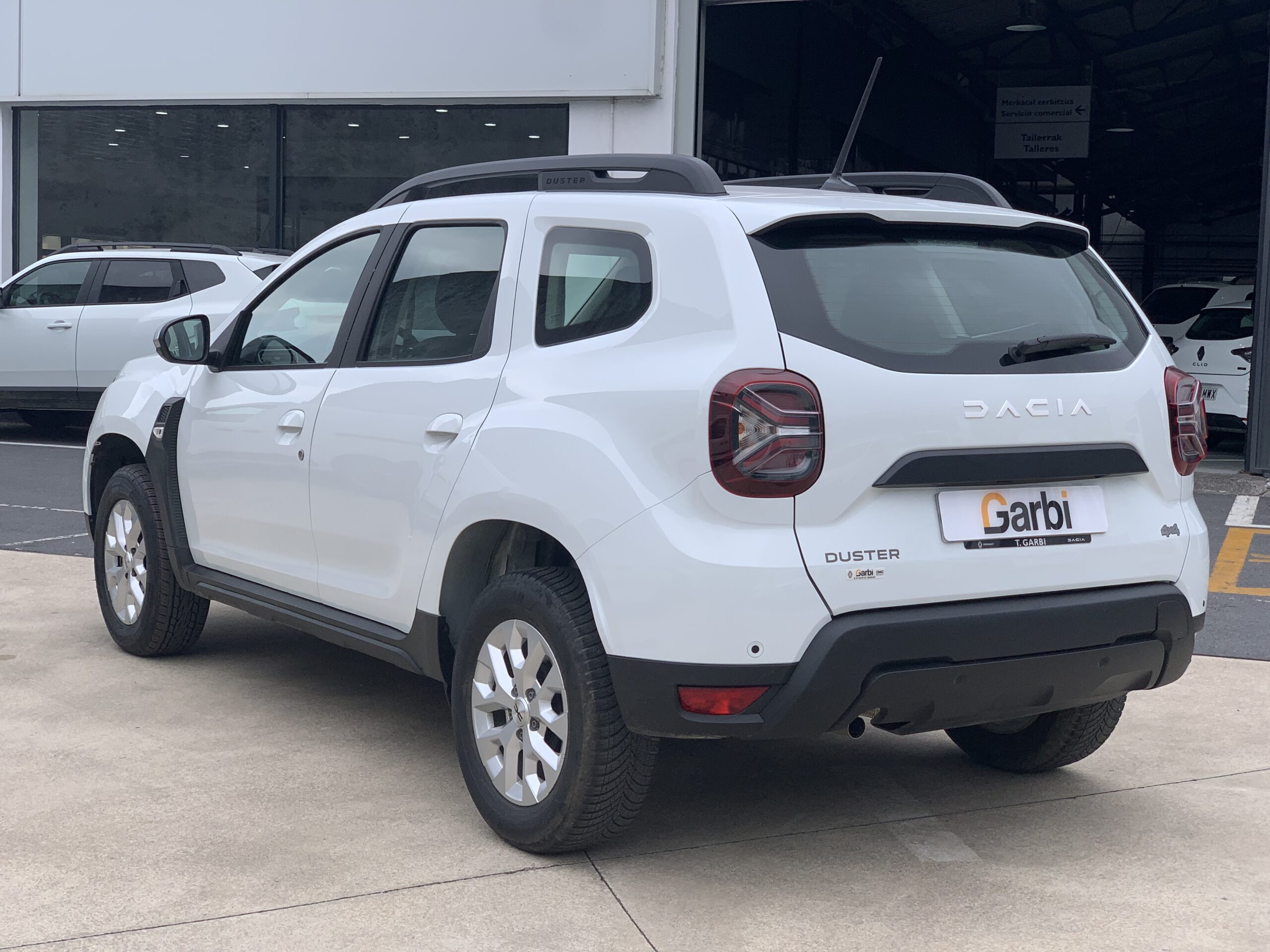 DACIA DUSTER EXPRESSION BLUE DCI 115CV 4X4 + RUEDA DE REPUESTO
