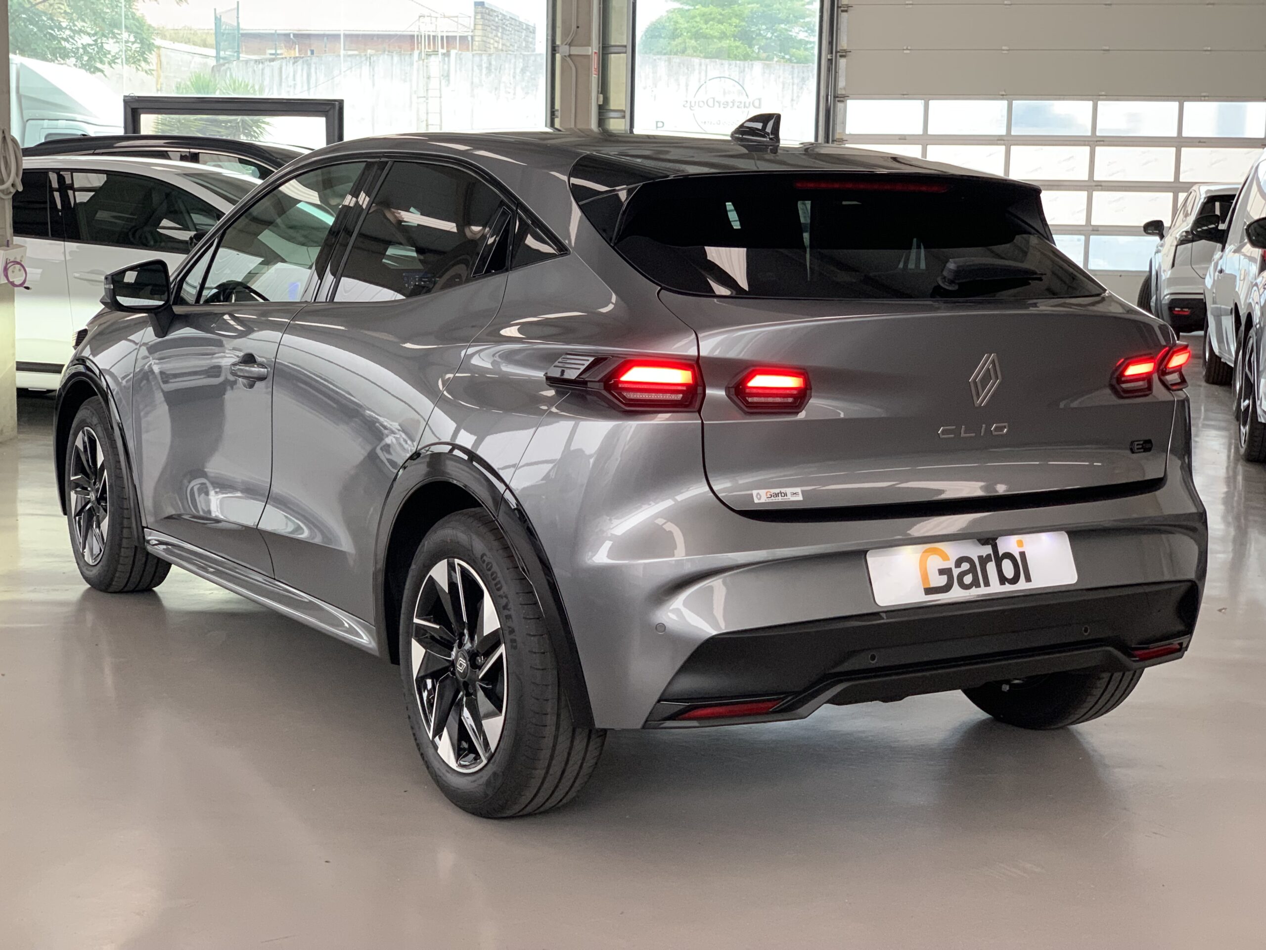 RENAULT CLIO TECHNO E-TECH FULL HYBRID 160CV