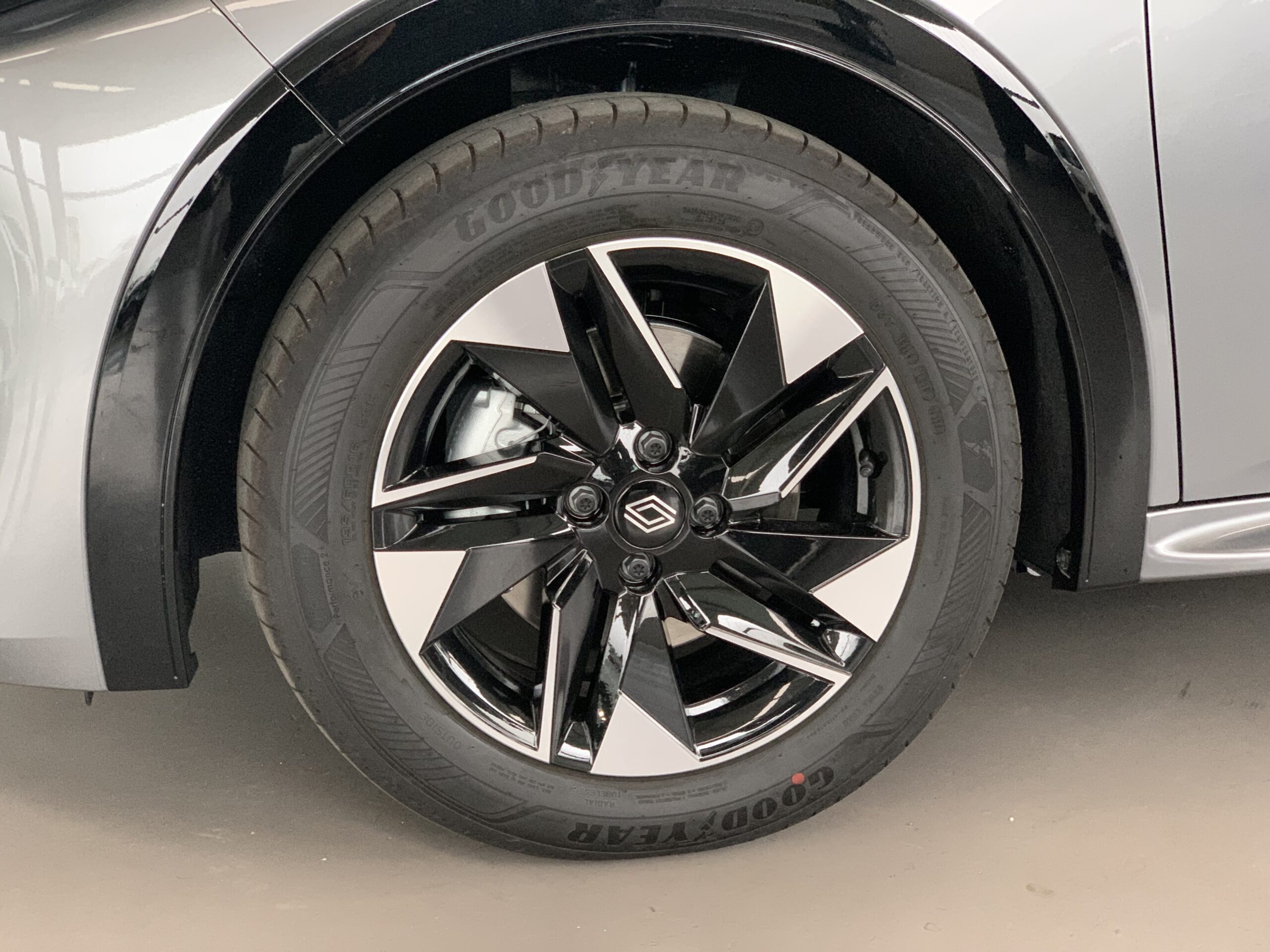 RENAULT CLIO TECHNO E-TECH FULL HYBRID 160CV