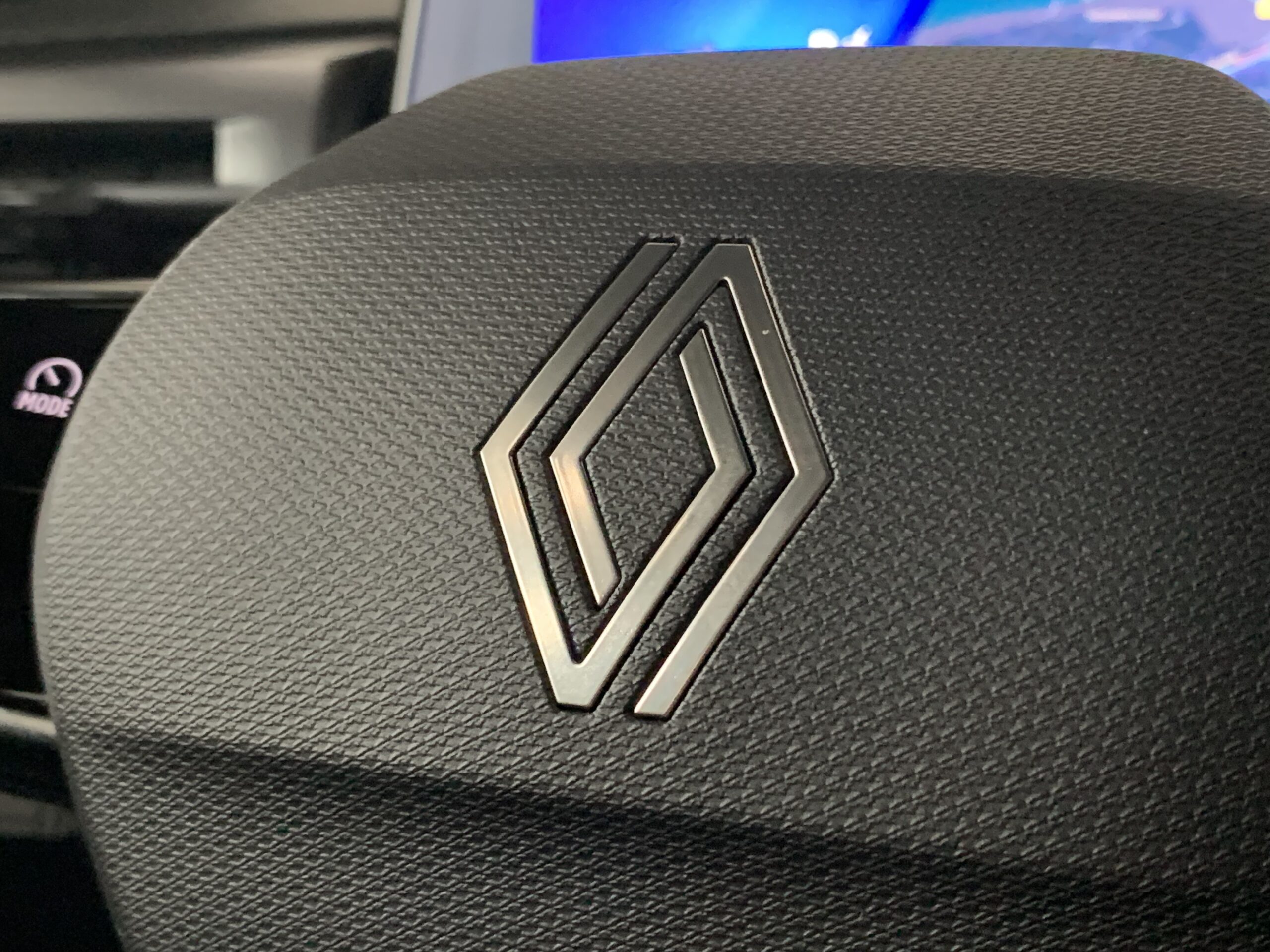 RENAULT CLIO TECHNO E-TECH FULL HYBRID 160CV