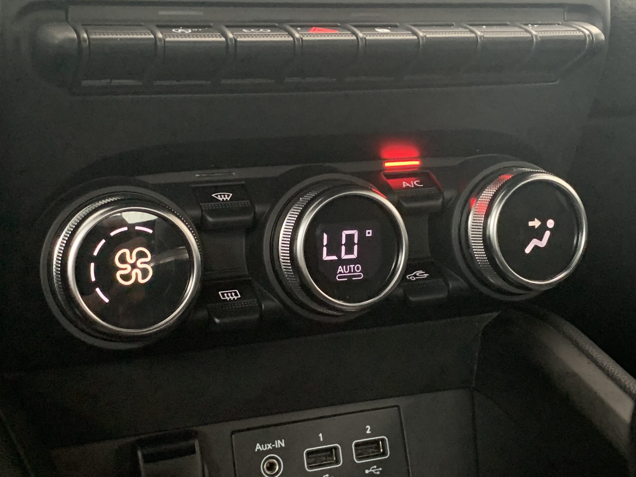 RENAULT CLIO ZEN ECO-G (GLP) 100CV + PACK NAVEGACION