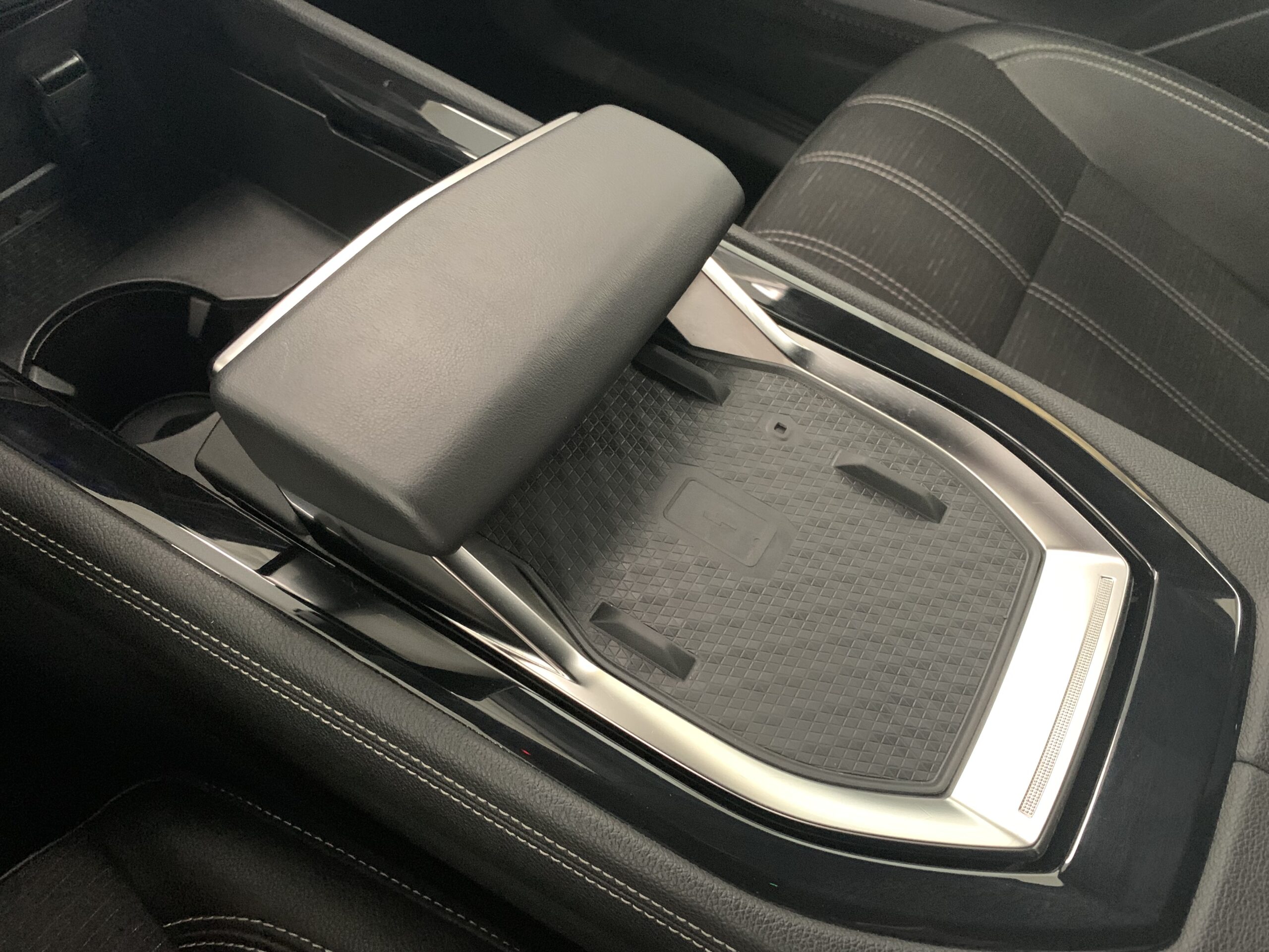 RENAULT AUSTRAL TECHNO E-TECH FULL HYBRID 200CV
