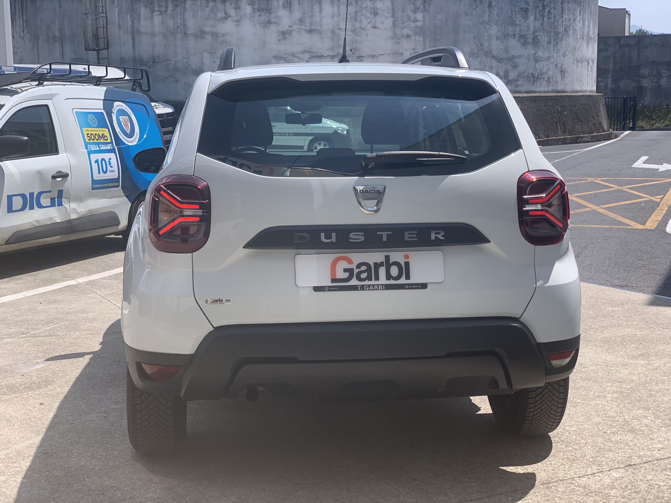 DACIA DUSTER ESSENTIAL BLUE DCI 115CV 4X4 + RUEDA DE REPUESTO + CLIMATIZACION MANUAL