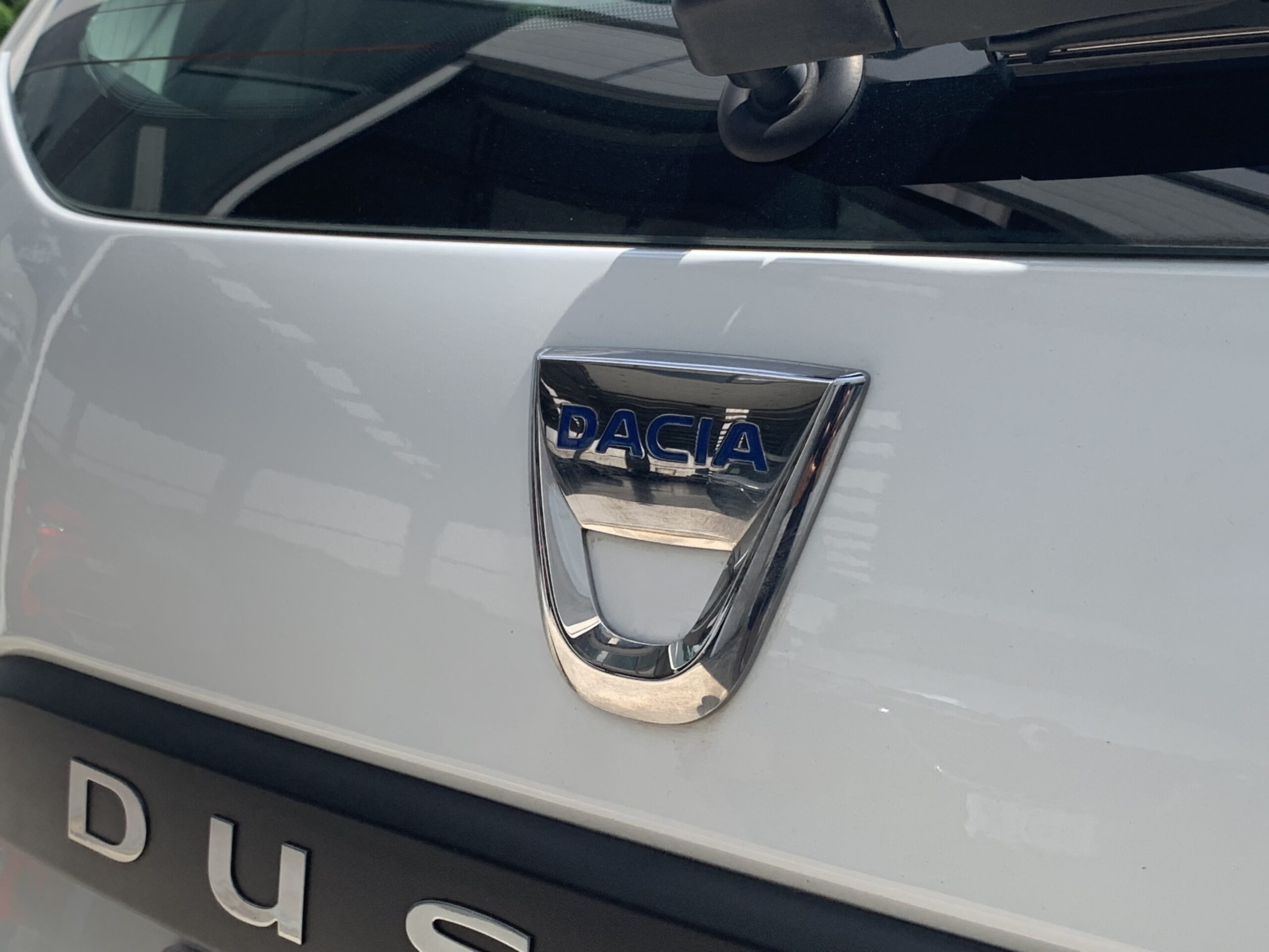 DACIA DUSTER ESSENTIAL BLUE DCI 115CV 4X4 + RUEDA DE REPUESTO + CLIMATIZACION MANUAL