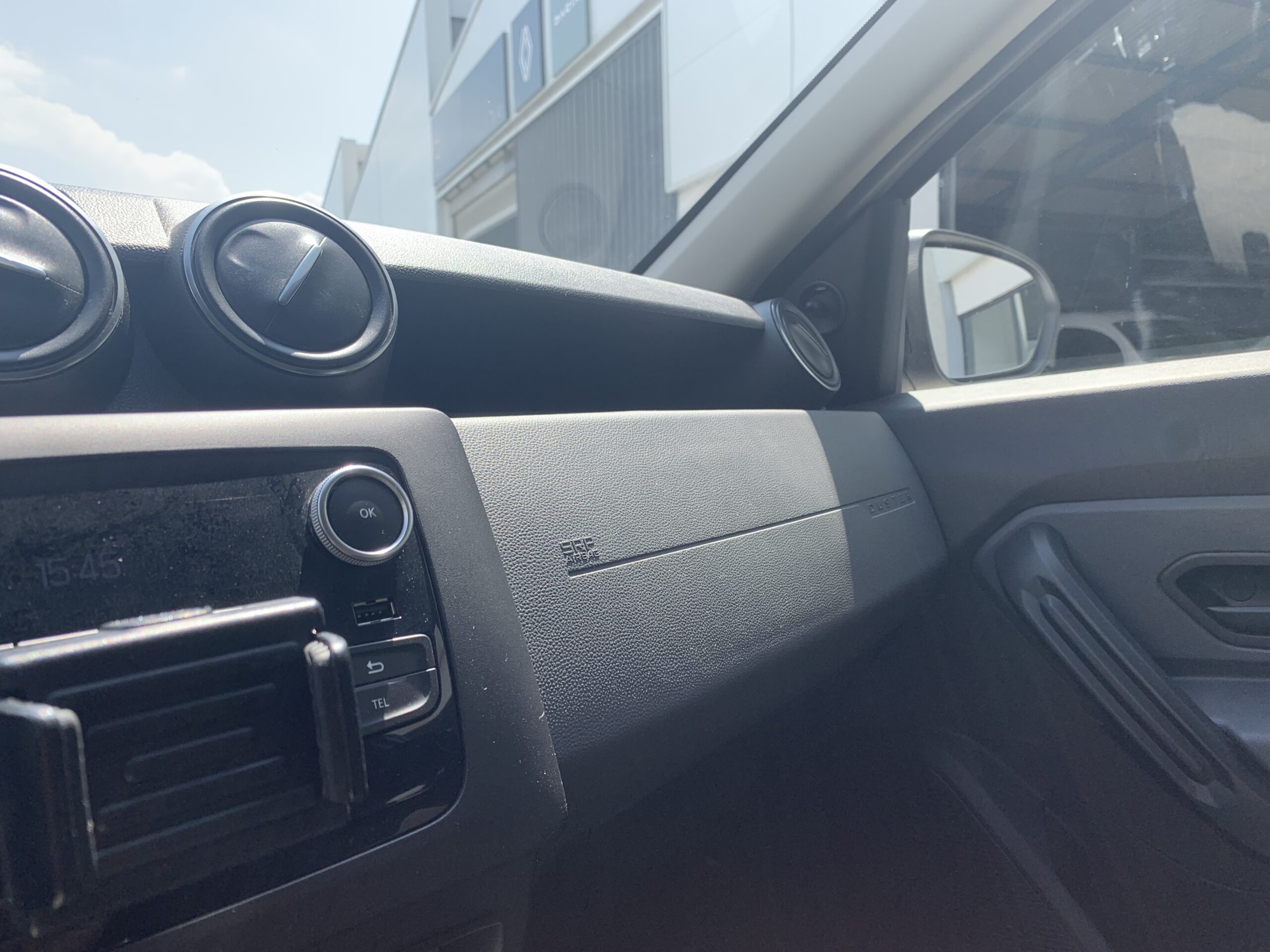 DACIA DUSTER ESSENTIAL BLUE DCI 115CV 4X4 + RUEDA DE REPUESTO + CLIMATIZACION MANUAL