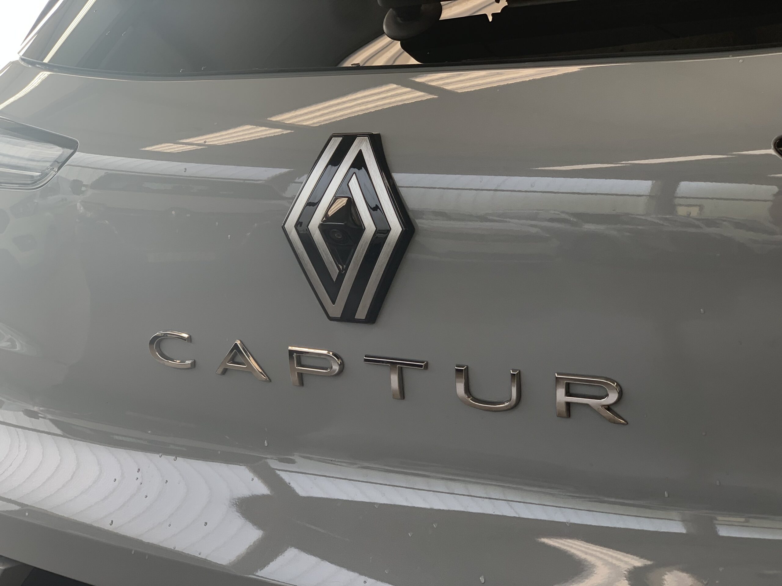 RENAULT CAPTUR TECHNO ECO-G (GLP) 100CV + PACK NAVIGATION & HARMAN KARDON