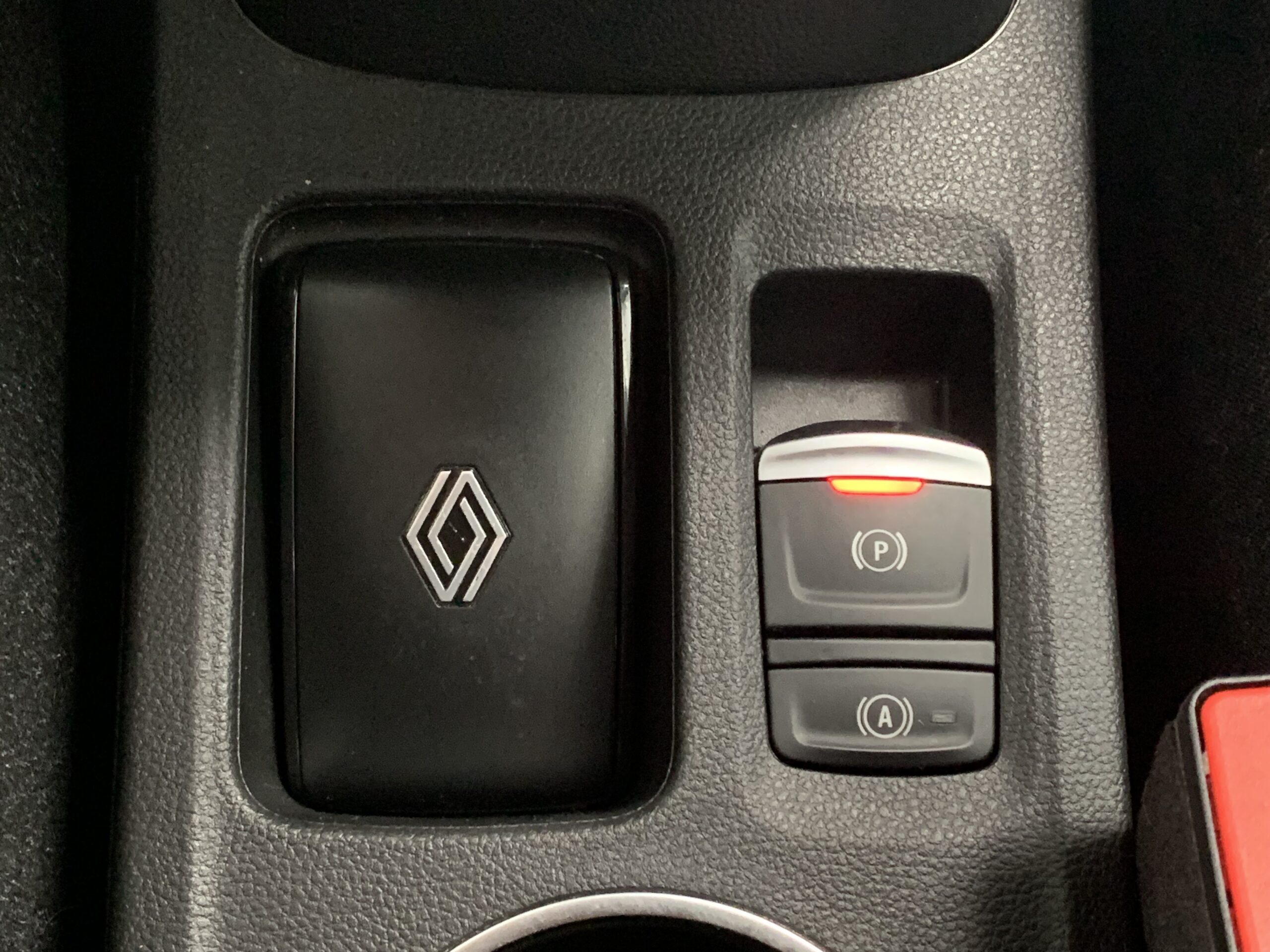 RENAULT CAPTUR TECHNO ECO-G (GLP) 100CV + PACK NAVIGATION & HARMAN KARDON