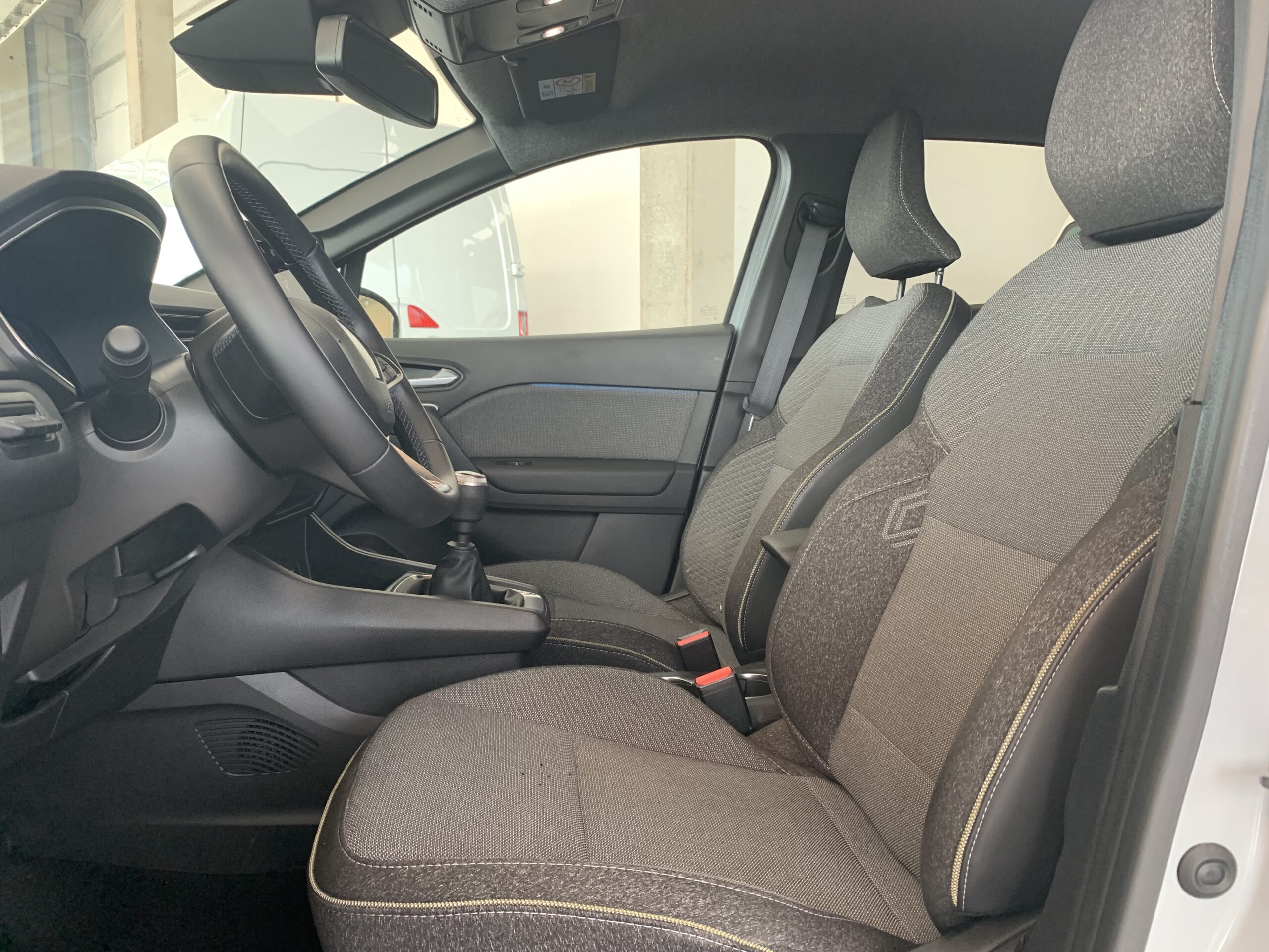 RENAULT CAPTUR TECHNO ECO-G (GLP) 100CV + PACK NAVIGATION & HARMAN KARDON