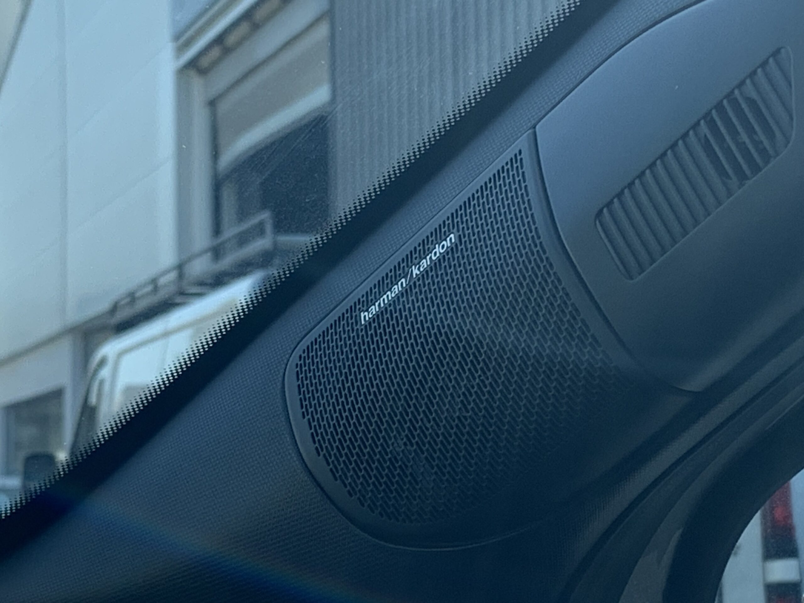RENAULT SYMBIOZ ESPIRIT ALPINE E-TECH FULL HYBRID 145CV + PACK HARMAN KARDON + CAMARA 360º + PACK SAFETY + PACK WINTER + TECHO SOLAR PANORAMICO SOLARBAY + MALETERO DE APERTURA ELECTRICA + RUEDA DE EMERGENCIA + GOOGLE INTEGRADO