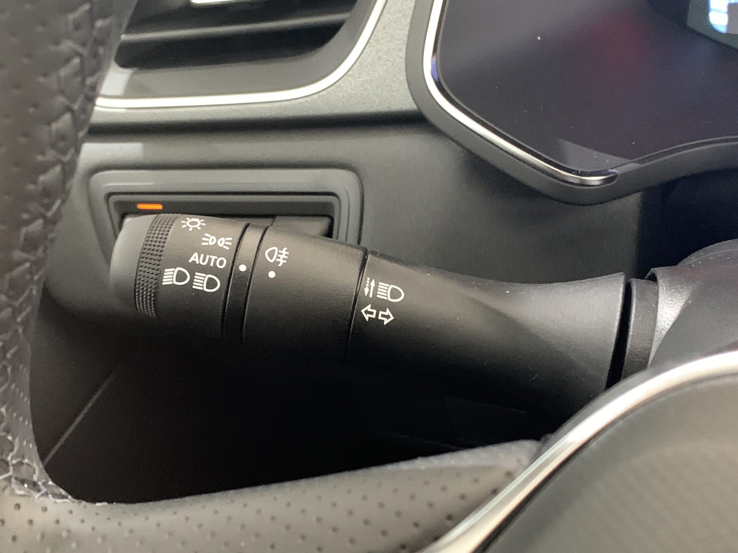 RENAULT CAPTUR TECHNO E-TECH FULL HYBRID 160CV