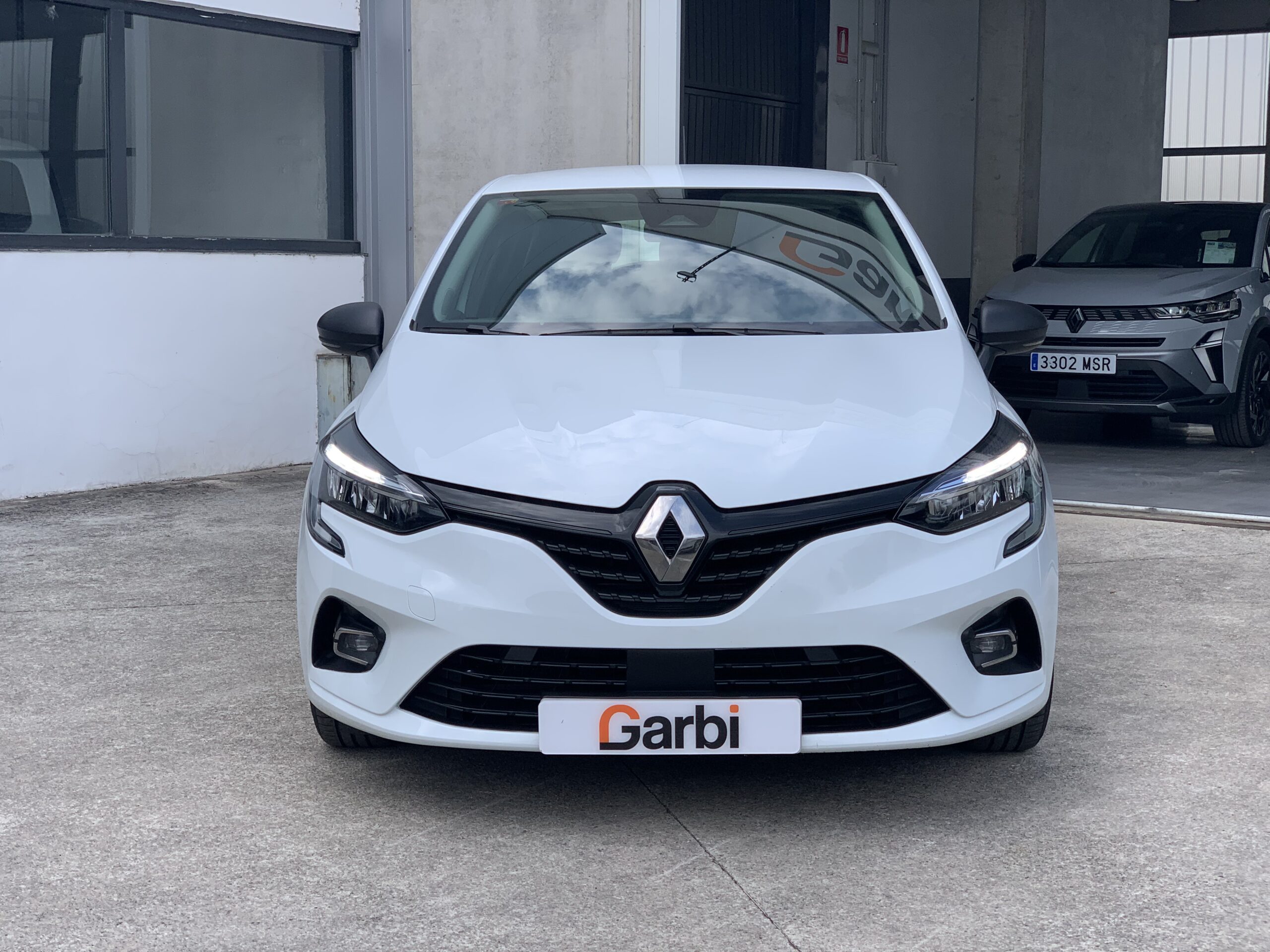 RENAULT CLIO BUSINESS DCI 100CV + PANTALLA EASY LINK 7″ SIN NAVEGADOR
