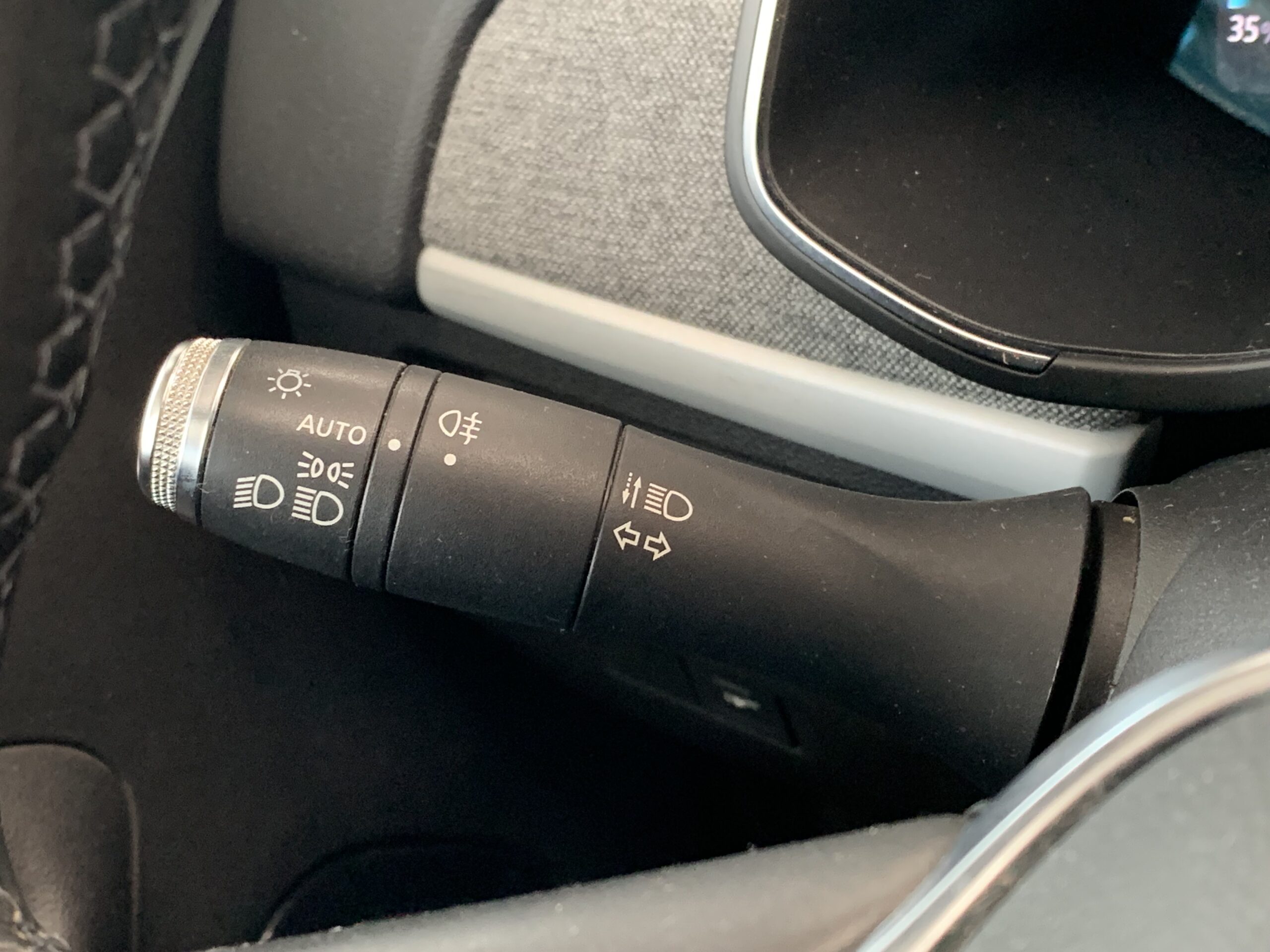 RENAULT ZOE INTENS R110