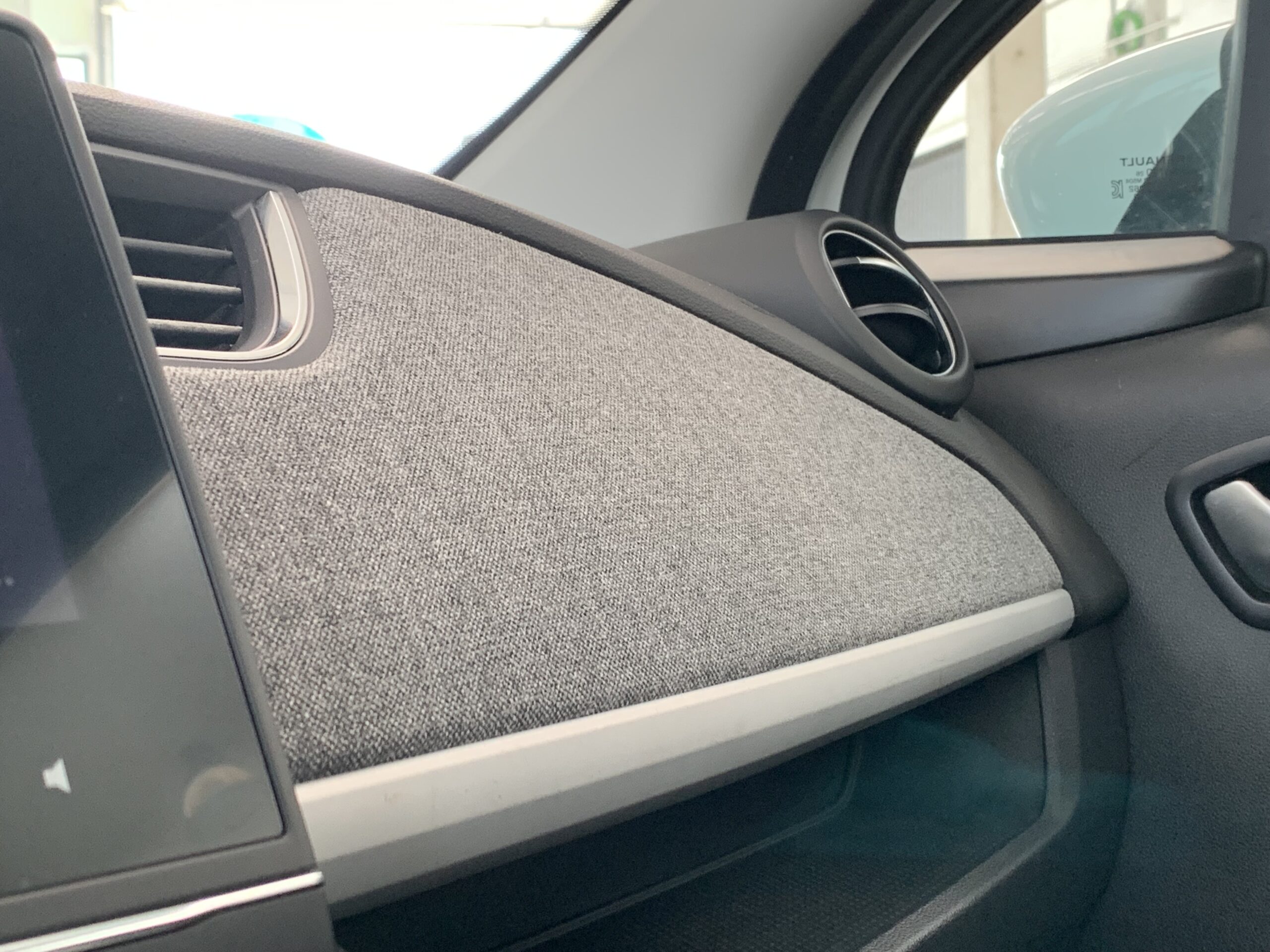 RENAULT ZOE INTENS R110