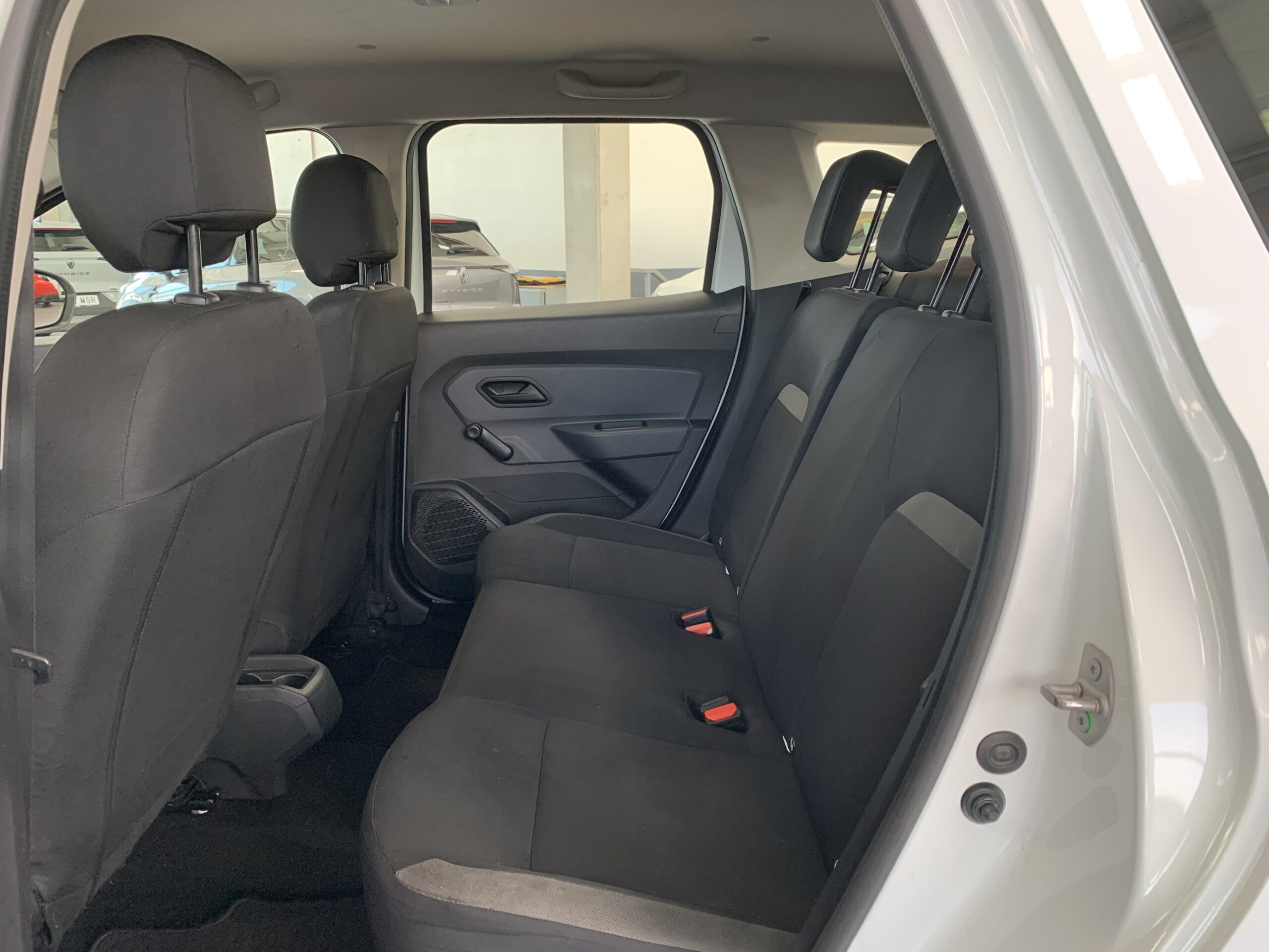 DACIA DUSTER ESSENTIAL BLUE DCI 115CV + CLIMATIZACION MANUAL + PACK MODULARIDAD + RUEDA DE REPUESTO