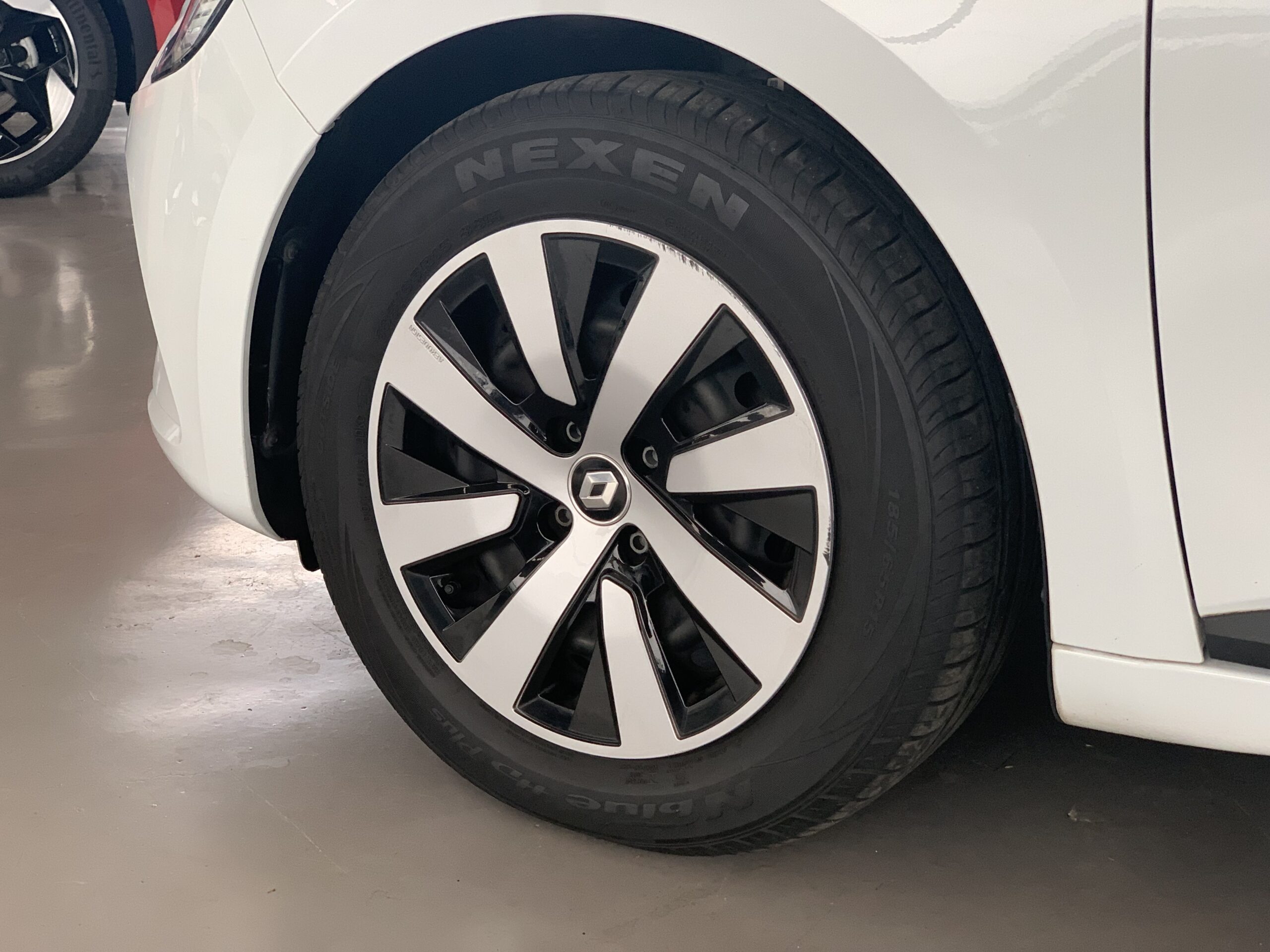 RENAULT CLIO EQUILIBRE 1.5 BLUE DCI 100CV + RUEDA DE REPUESTO
