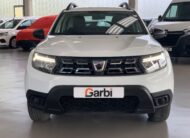 DACIA DUSTER ESSENTIAL BLUE DCI 115CV 4X4 + RUEDA DE REPUESTO + CLIMATIZACION MANUAL + PACK CONFORT + PANTALLA 8″