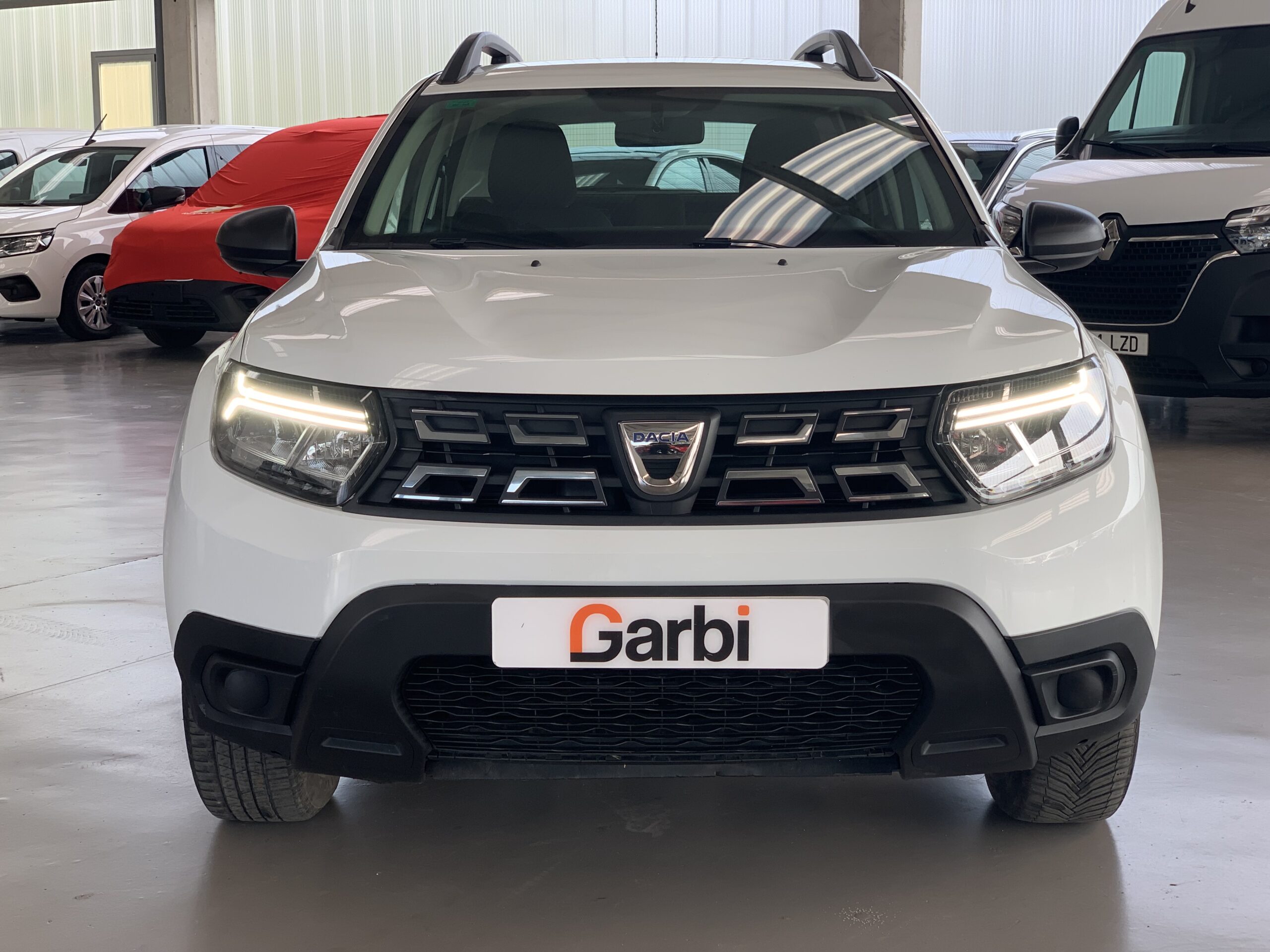 DACIA DUSTER ESSENTIAL BLUE DCI 115CV 4X4 + RUEDA DE REPUESTO + CLIMATIZACION MANUAL + PACK CONFORT + PANTALLA 8″