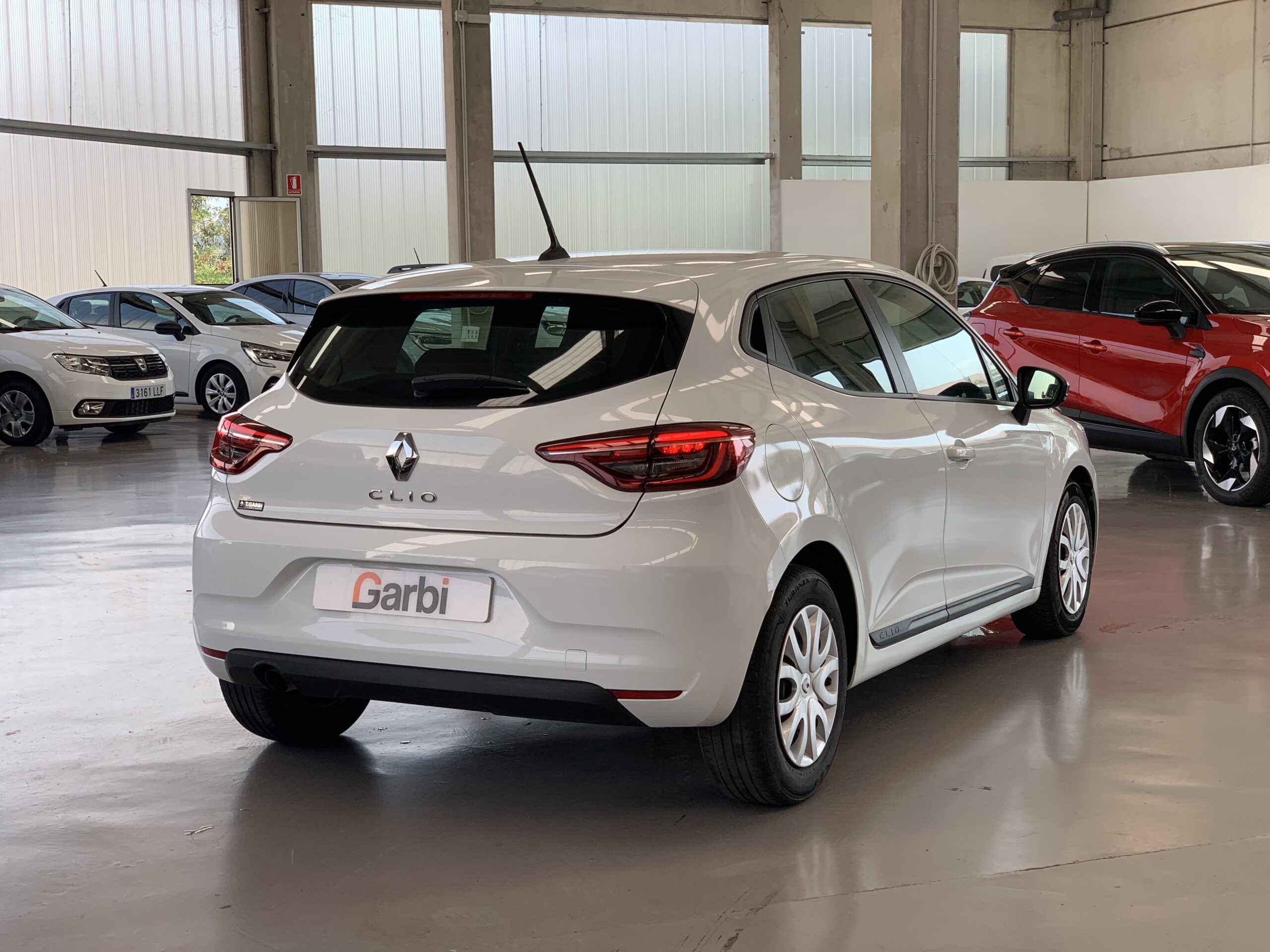 RENAULT CLIO BUSINESS DCI 100CV + PACK ESTANDAR SAFETY