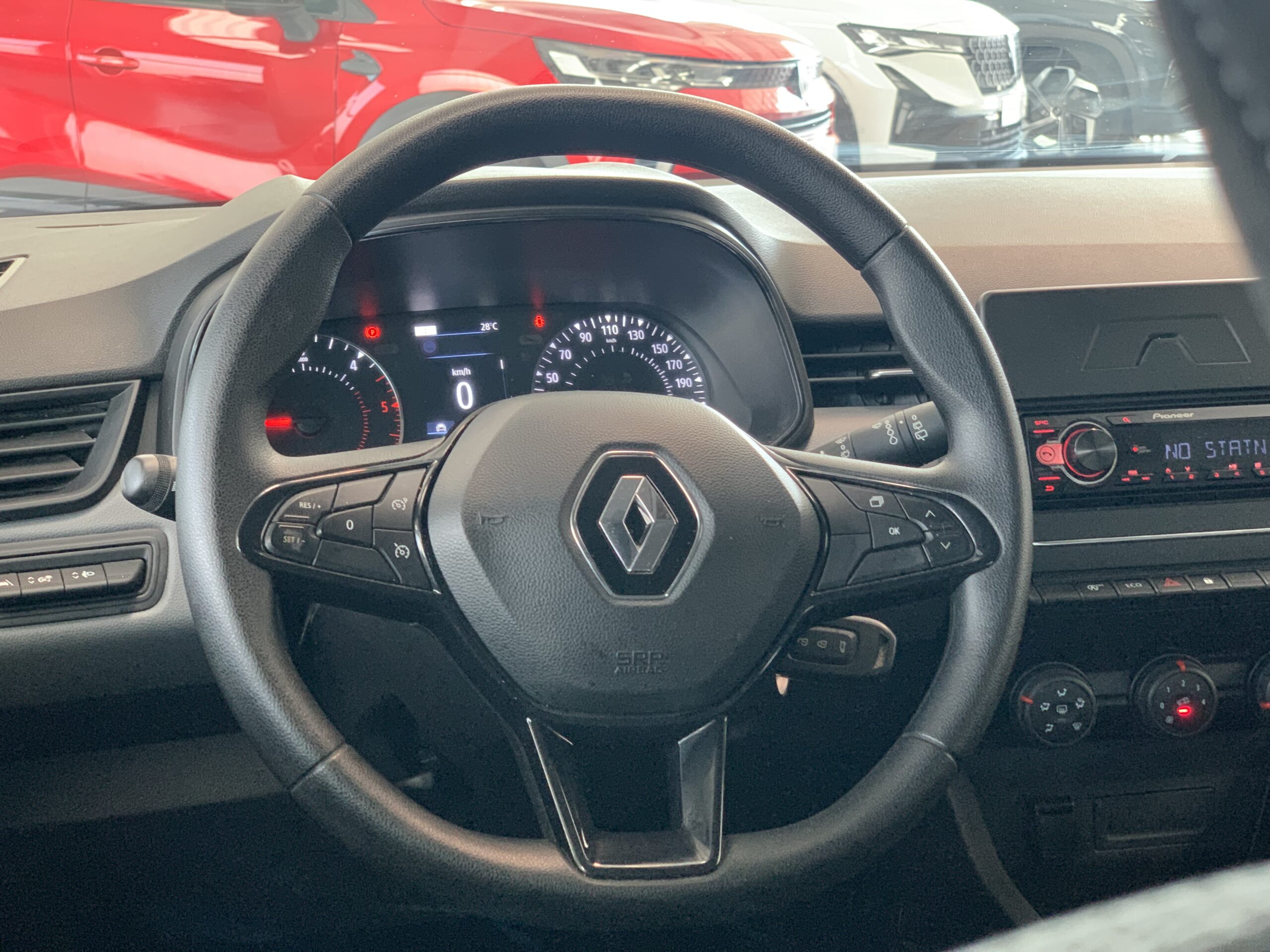 RENAULT CLIO BUSINESS DCI 100CV + PACK ESTANDAR SAFETY