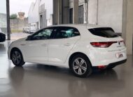 RENAULT MEGANE ZEN HIBRIDO ENCHUFABLE 160CV + PACK EASY PARKING + PACK MULTIMEDIA