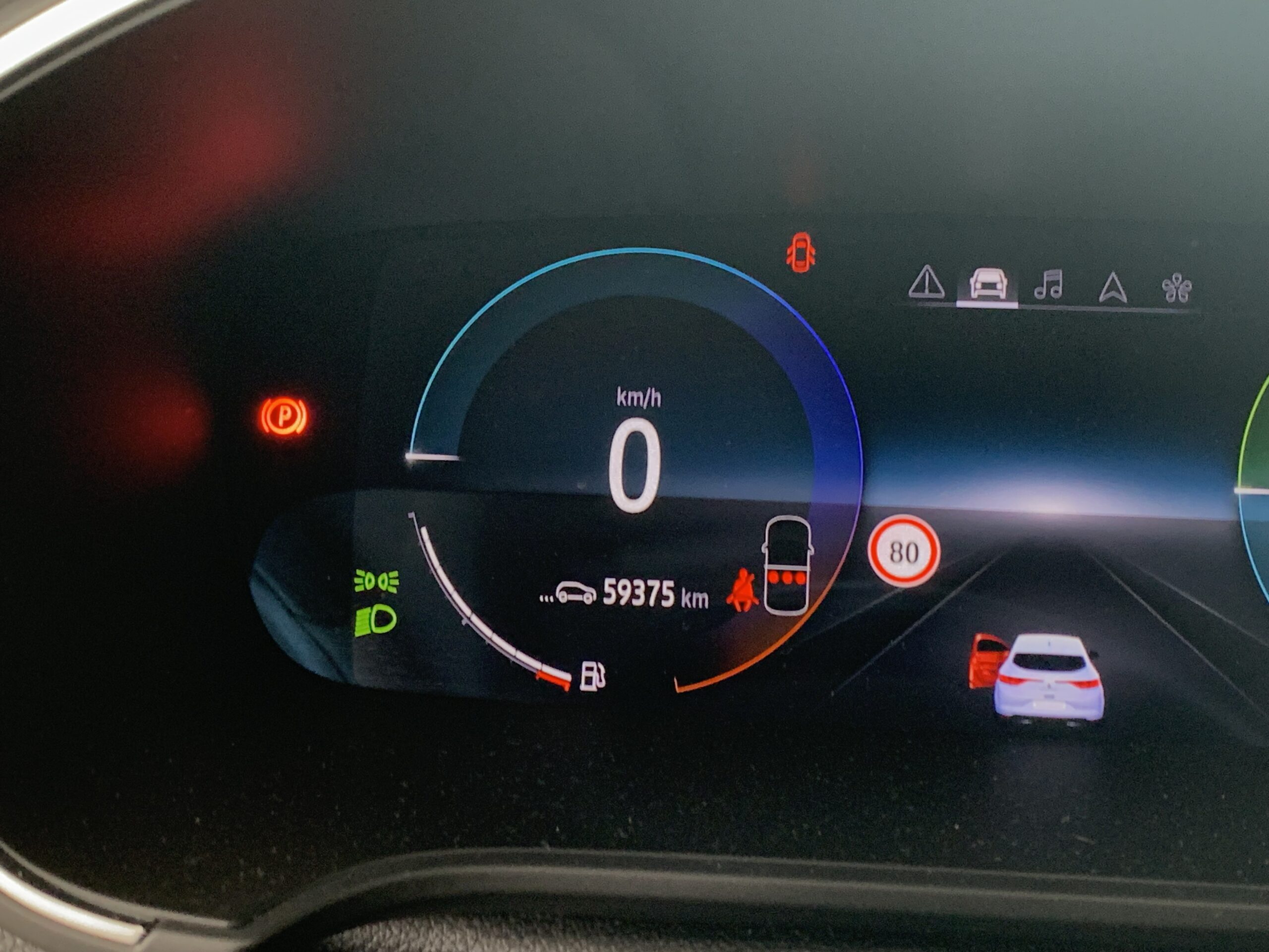 RENAULT MEGANE ZEN HIBRIDO ENCHUFABLE 160CV + PACK EASY PARKING + PACK MULTIMEDIA